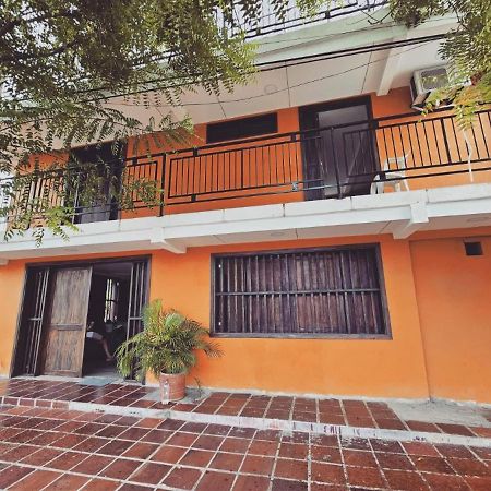 Hotel La Casa Del Astrologo Villavieja Luaran gambar