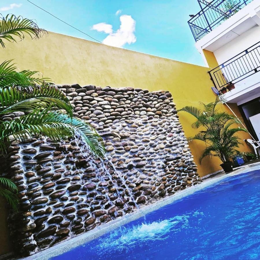 Hotel La Casa Del Astrologo Villavieja Luaran gambar